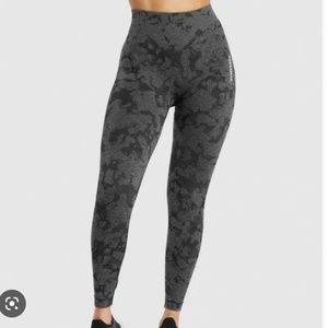 Gymshark Adapt Black Camo Seamless Leggings size small